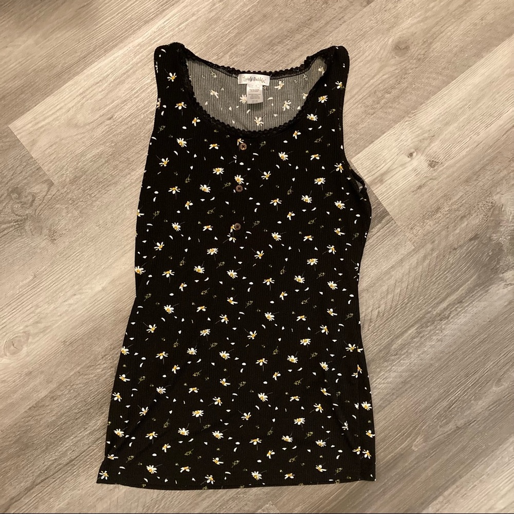Lovely Bubbly black ribbed daisy print tank top